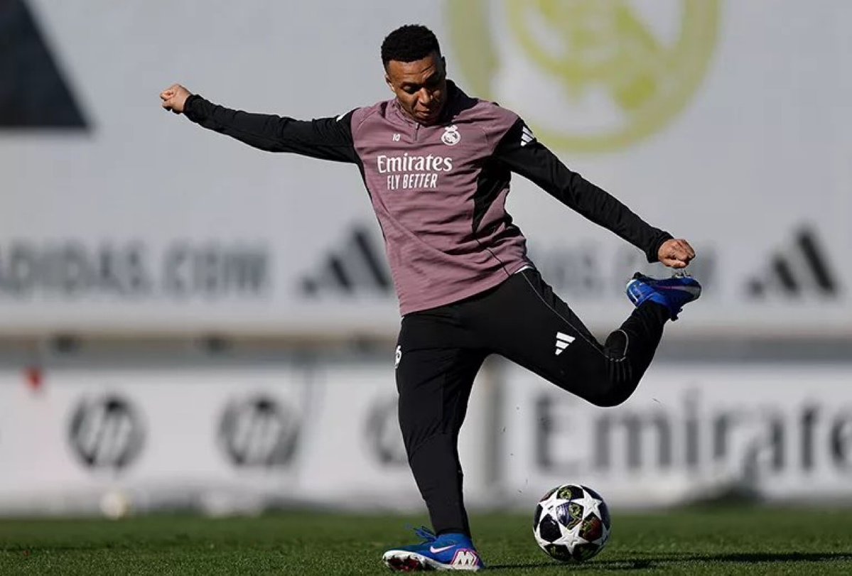 The Touchline | 𝐓 tweet media