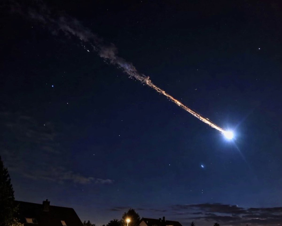 Axel Haare tweet media