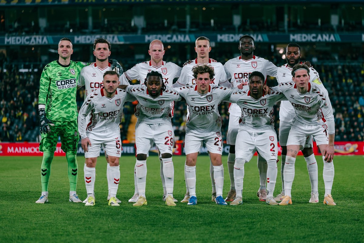 HEP BÖYLE OYNAYIN CANIMIZI VERELİM!

DÜŞMANLARI HEP BİRLİKTE YENECEĞİZ! BU LİGİN SPORTİF GERÇEKÇİLİĞİNİN OLMADIĞINI AVRUPA’DA GÖSTERECEĞİZ!

SİZE İNANIYORUZ! RAYO’YU ELEYİP YOLUMUZA DEVAM EDELİM!

#Samsunspor #ÜniSam