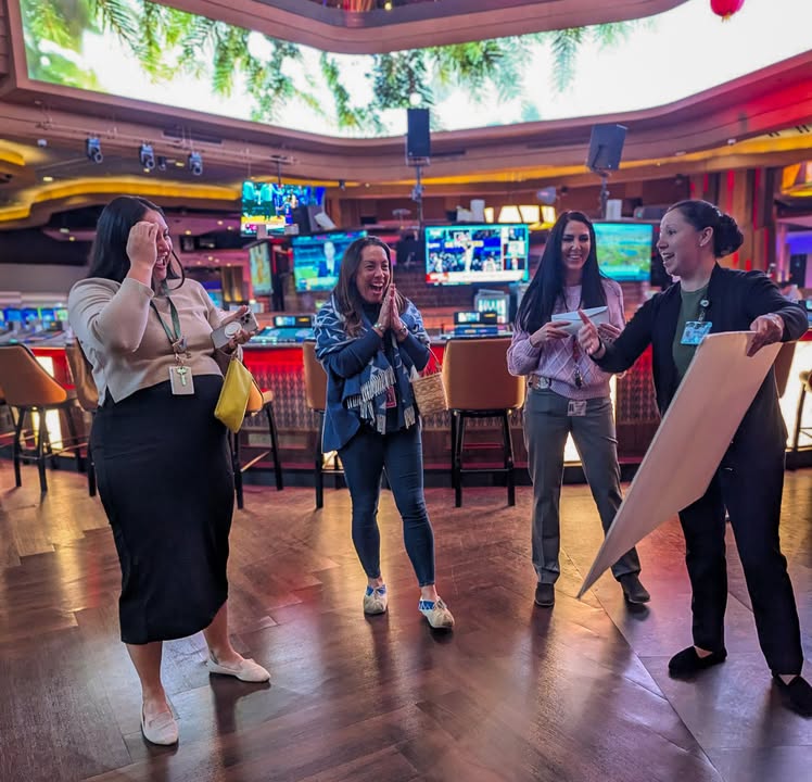 Harrah's Cherokee tweet media