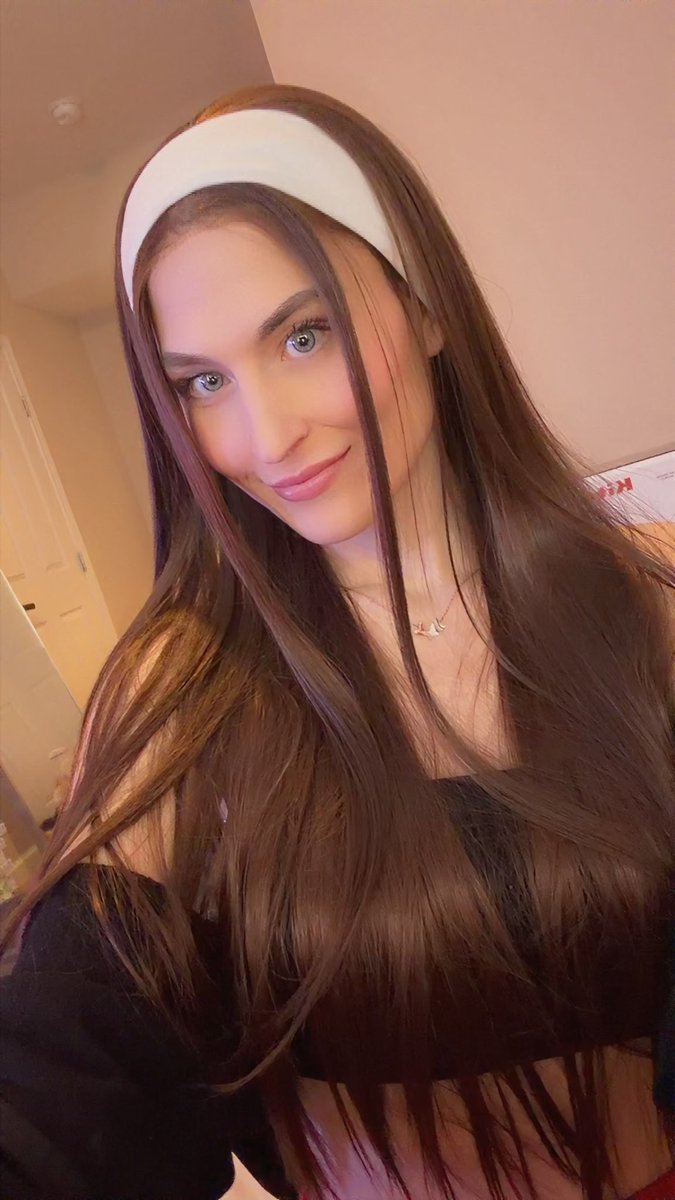 💅🏻 Kloe 🔜PLUR EDC LV 🩷 tweet media