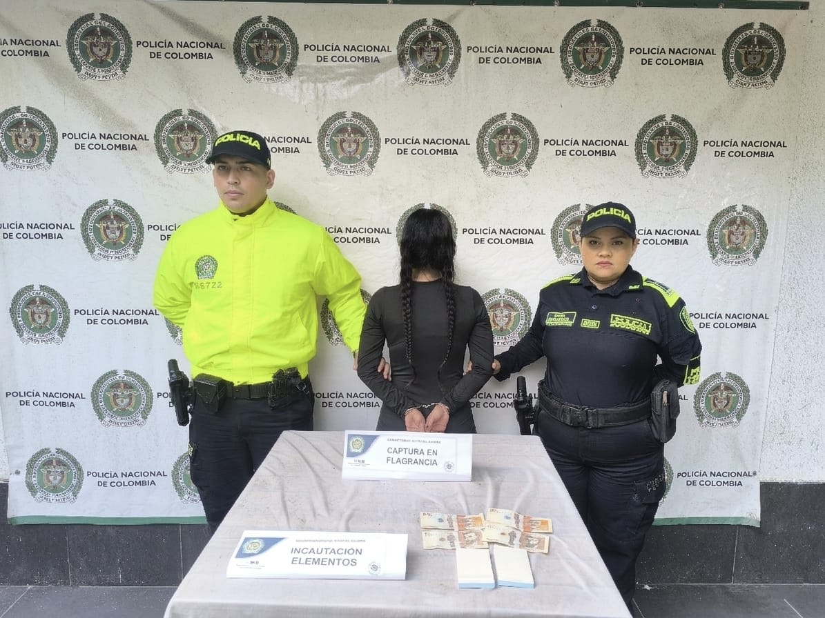 ProteccionPonal's tweet image. En La Dorada, #Caldas, logramos la captura en flagrancia de una persona por el delito de ejercicio ilícito de actividad monopolística de arbitrio rentístico, como resultado de actividades de control en el municipio.