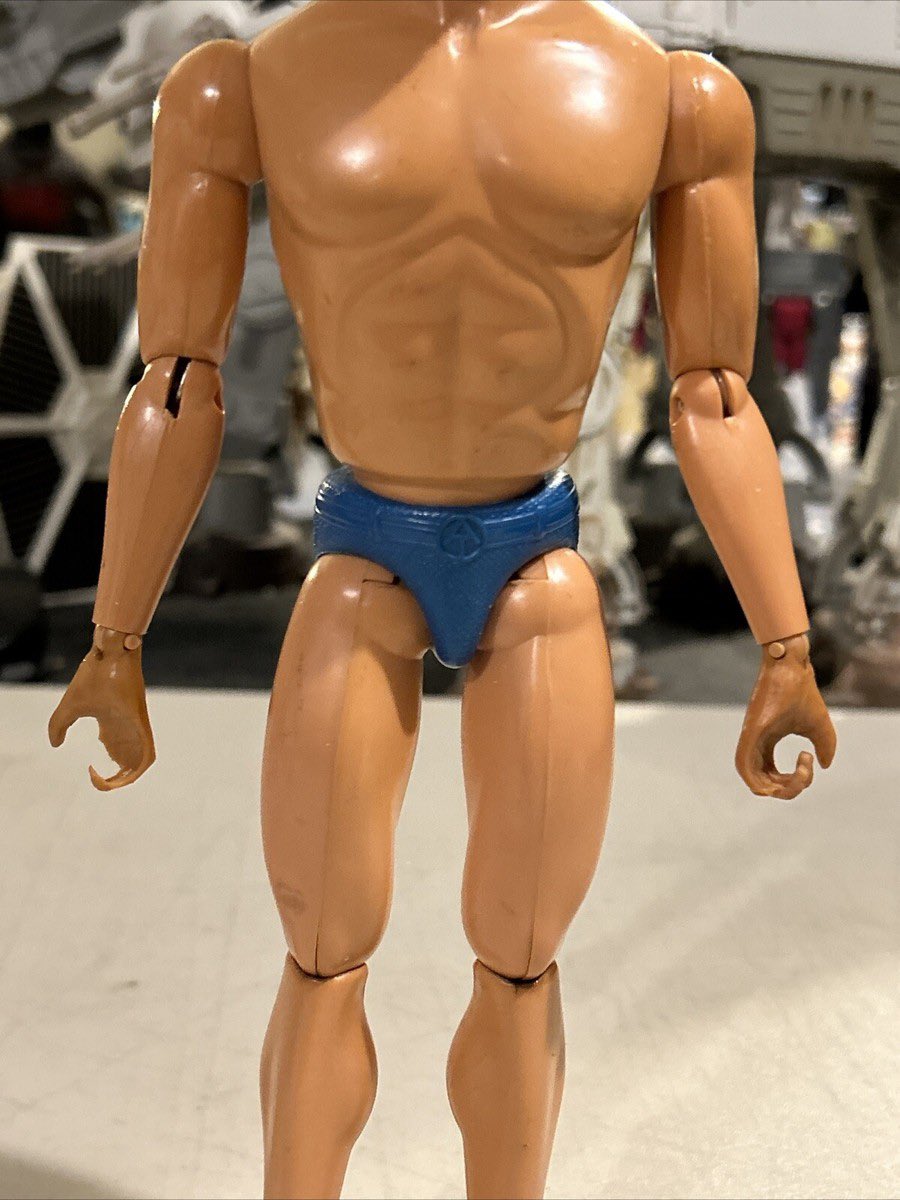 Finding out blue pants Action Man and muscle body Gi Joe actually are sculpted differently