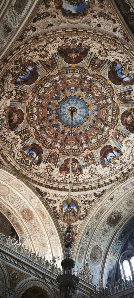 Bugünn günlerden Dolmabahçe sarayı📸