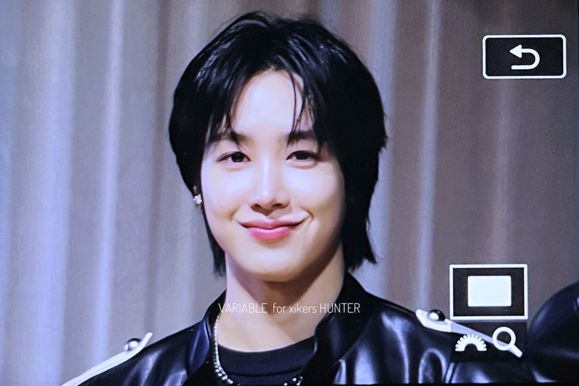 𝗩𝗔𝗥𝗜𝗔𝗕𝗟𝗘 tweet media