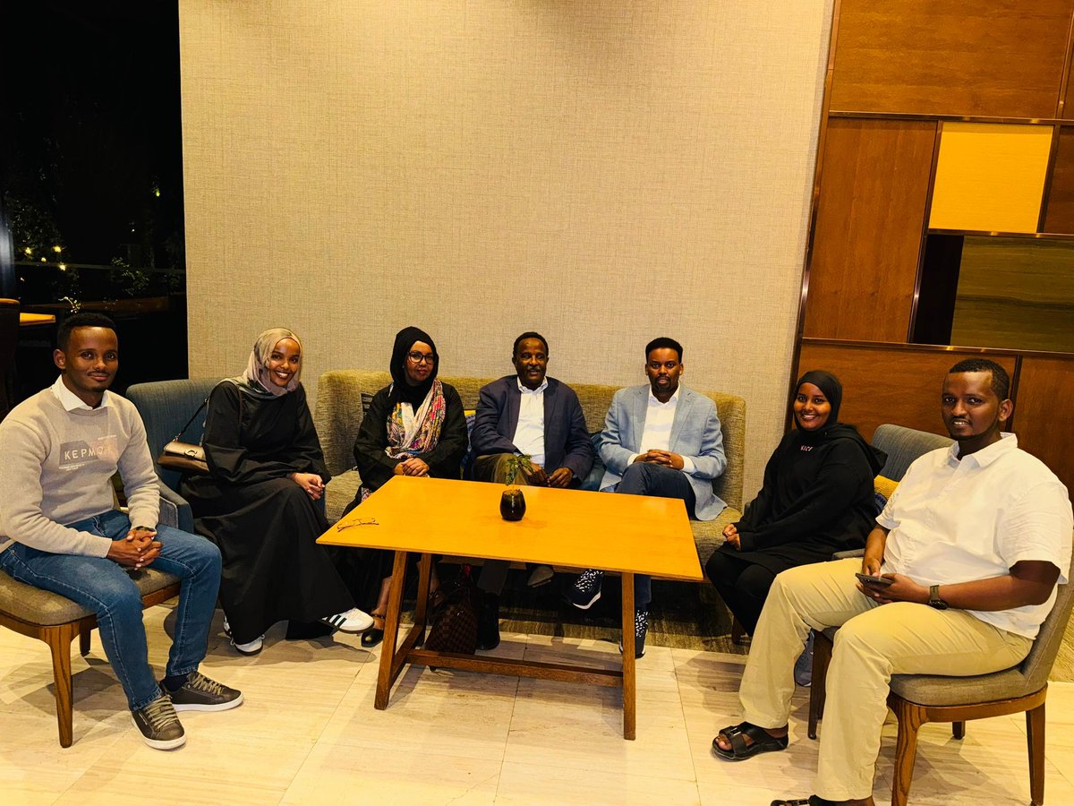 Somalia's Ambassador to Tanzania <a href="/IlyasAliHassan/">Amb. Ilyas Ali Hassan</a>  hosted a special Iftar dinner to welcome newly appointed EAC Court of Justice Judge, Hon. Abdiwahid Warsame, and to thank the Somali delegation for their exceptional work during the 25th EAC Summit. Justice Abdiwahid praised the