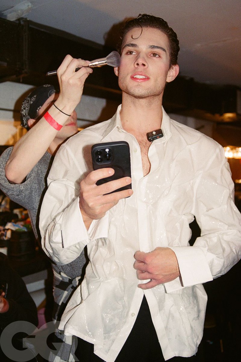 Gene Parmesan tweet media