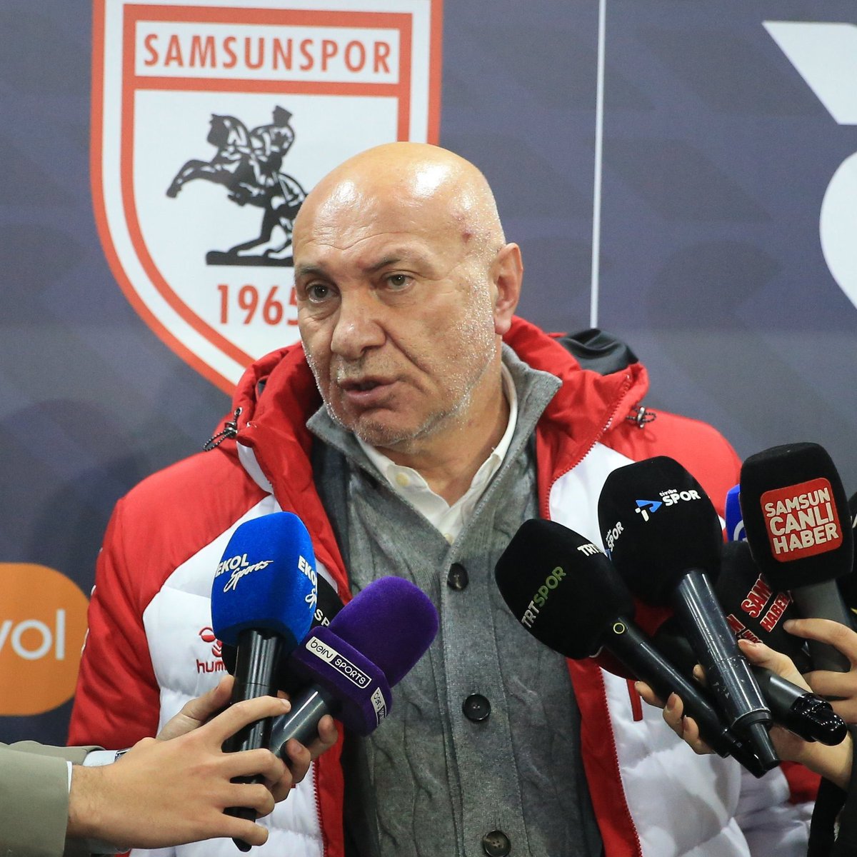 PushSpor tweet media