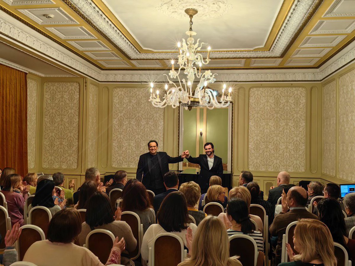 Russian Embassy, HU tweet media