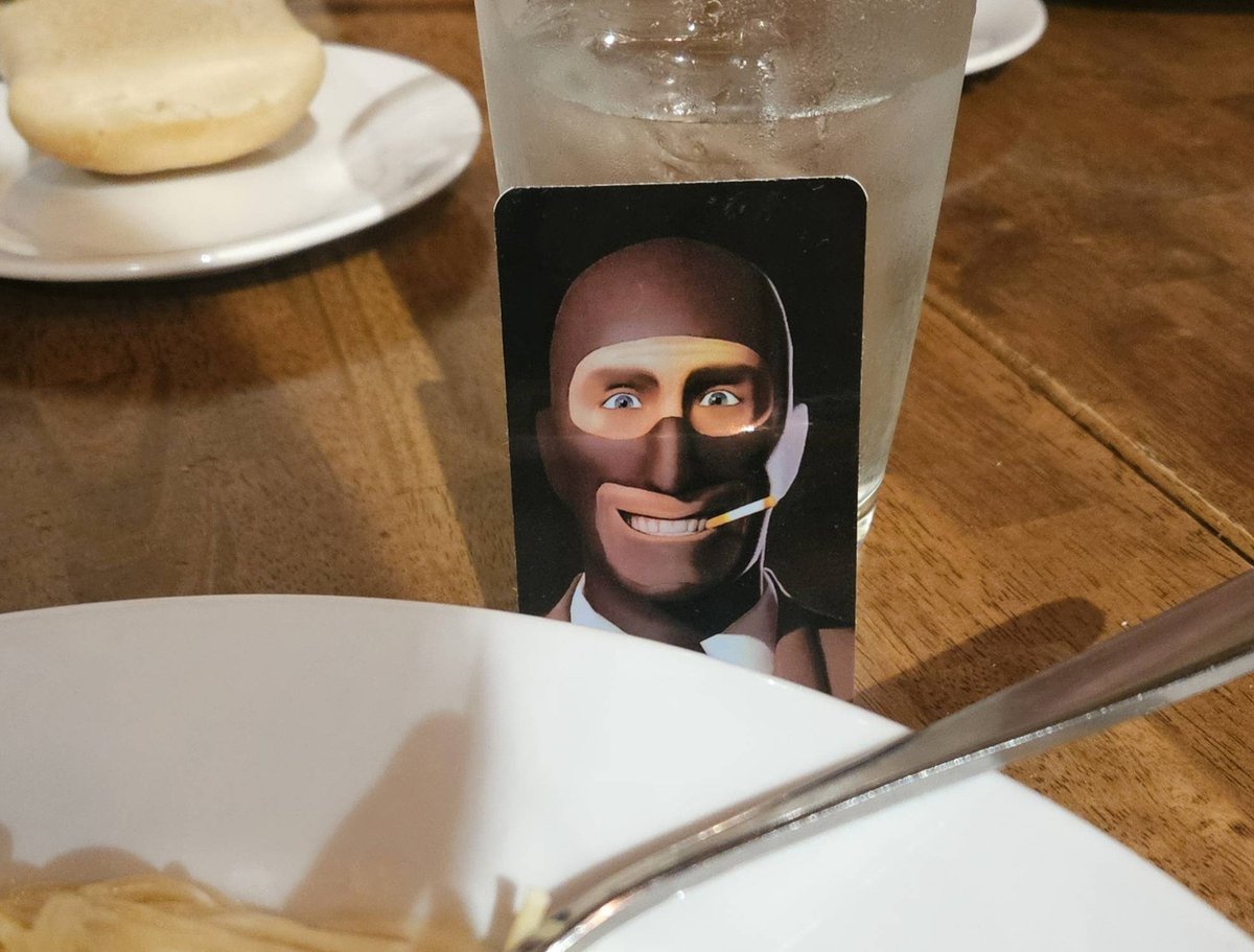 vacueye's tweet photo. hi https://t.co/FdhPZr36IX