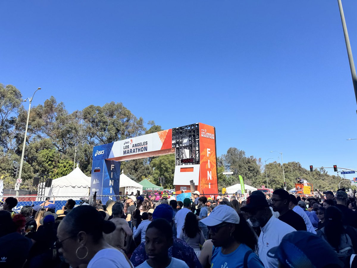 Mike Webster tweet media