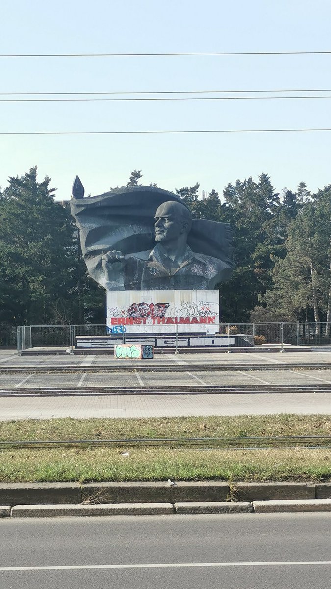 handsome möppel tweet media