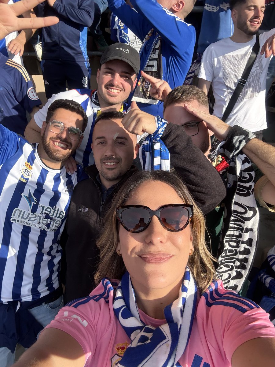 Lydiardgzz tweet media