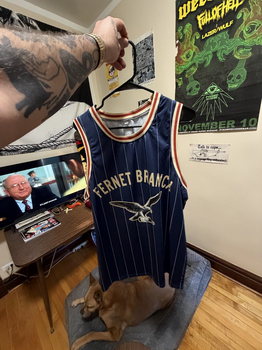 reef jerky tweet media