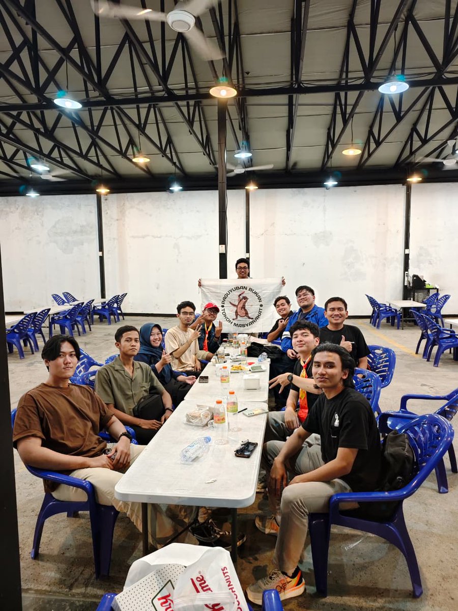 Paguyuban Bukan Tokoh Masyarakat tweet media