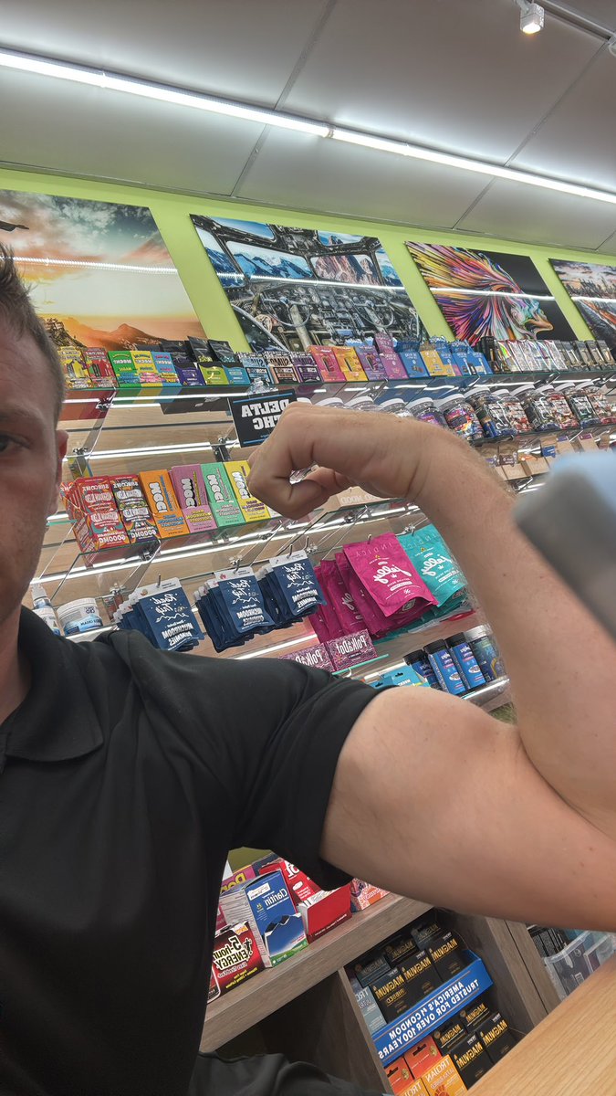 Theoneandonly20011 tweet media