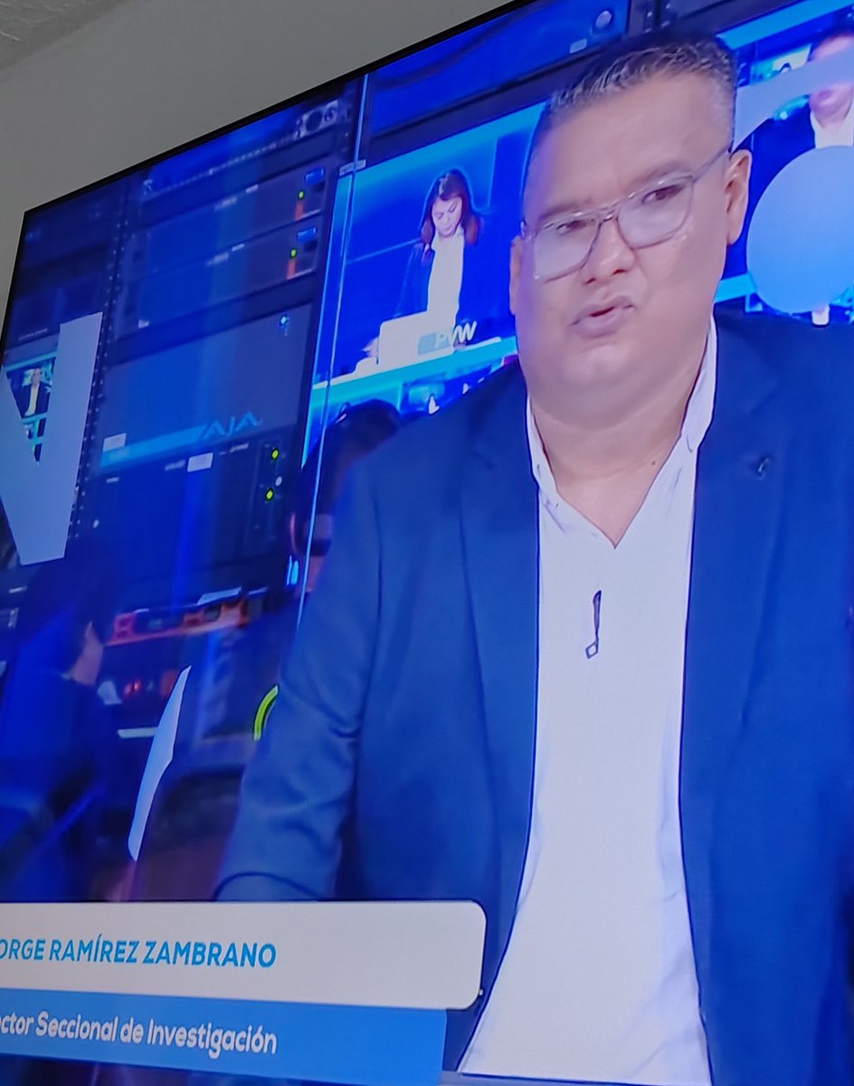 ArbolNorte's tweet photo. Con @jramiz17 en estudio, se viene una prometedora tarde de análisis de resultados en familia de las elecciones en el @CanalTRO https://t.co/YwTpO8RZWk