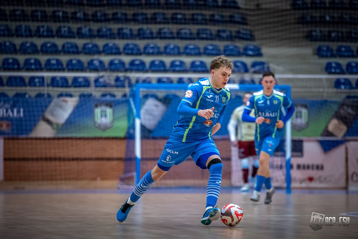 Base Azulona Viña Albali Valdepeñas tweet media