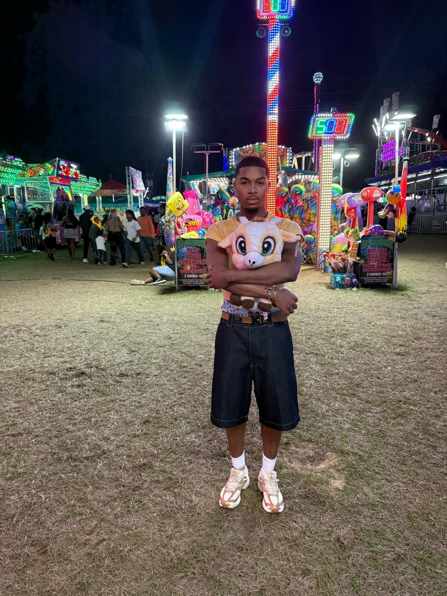 LIL MR BIG PRESSURE tweet media