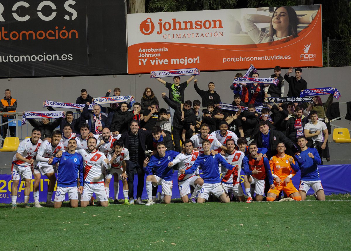 CF Rayo Majadahonda 🤍⚡️💙 tweet media