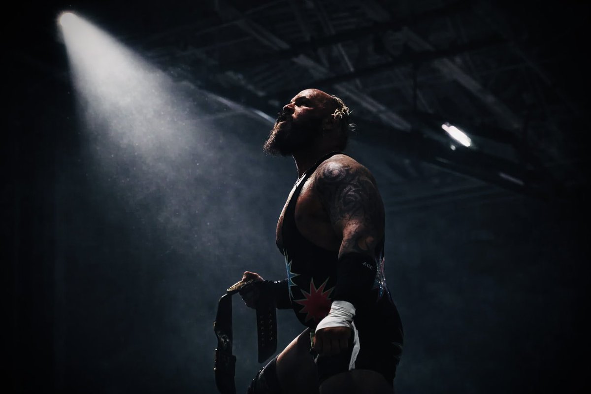 FoxxVinyer's tweet image. I am whatever you say i am ….

#stillchamp