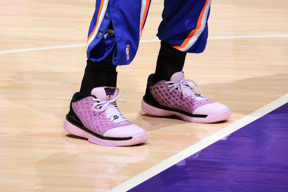 SLAMKicks's tweet photo. From coast to coast, JB keeps the latest Beans on him. 

Jalen Brunson debuts the Nike Kobe 3 Low “Pink Quartz” in LA. https://t.co/fSm2XclBI0