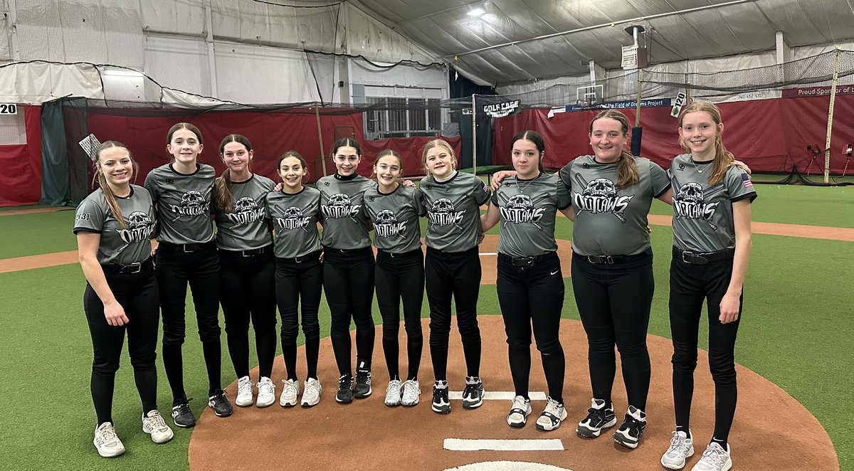 Outlaws Fastpitch 2031/32 Murphy tweet media