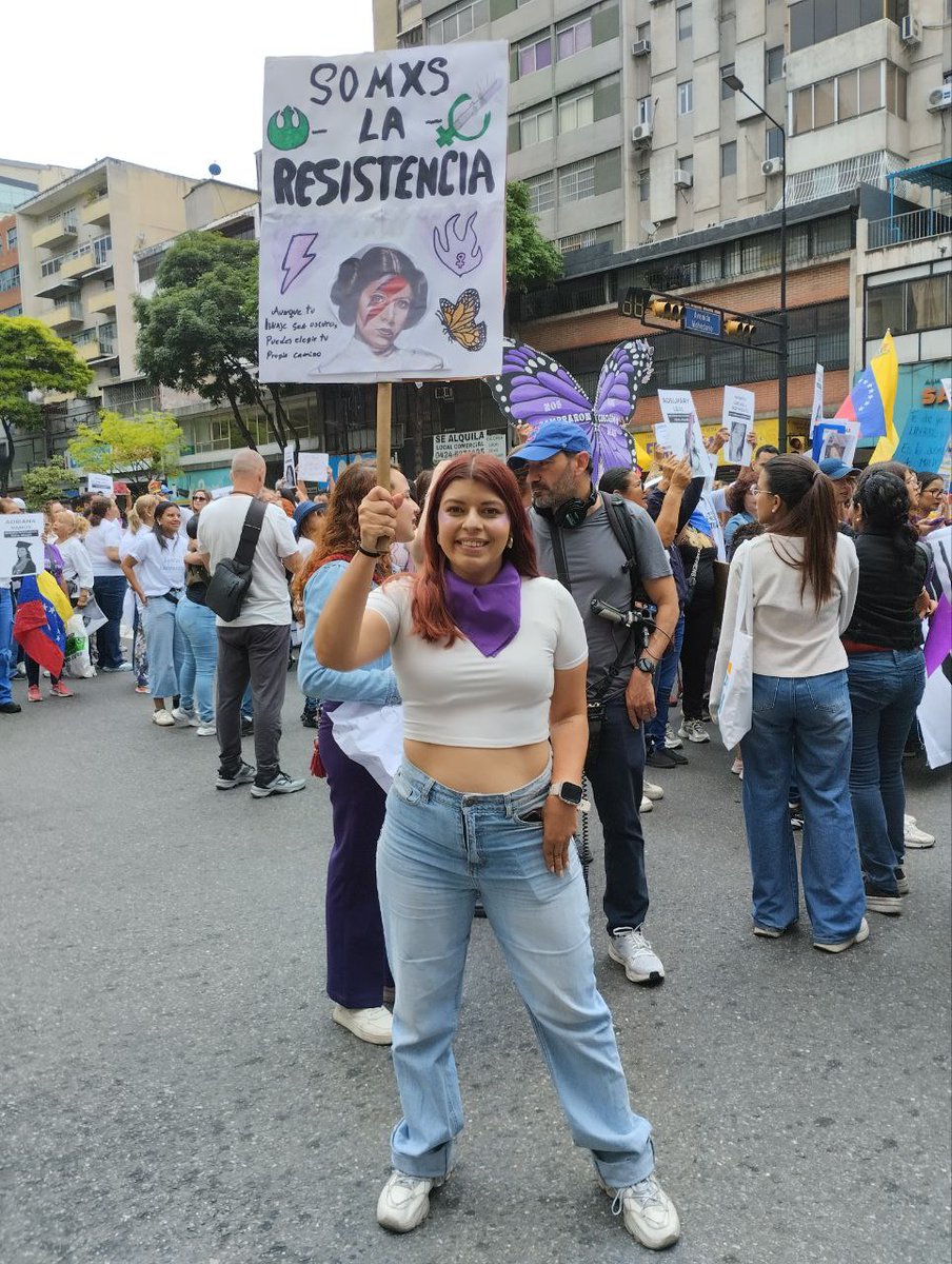 GabyBuada tweet media