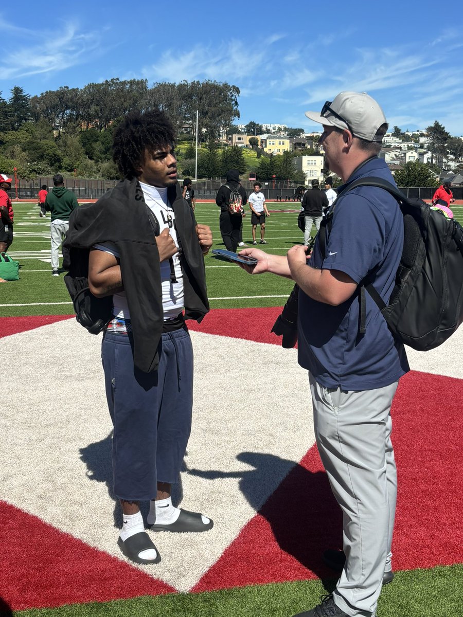 Johnson1Kob's tweet photo. Had a great day at the @LarryGrant95  RB vs LBs camp this am in the Bay Area 
I appreciate you @JacksonMoore247  for taking the time to give a interview. @247recruiting  @TheUCReport  @CoachPerrone  🔥✅ #BacktotheLab 
@adamgorney https://t.co/0PorZcJBR4