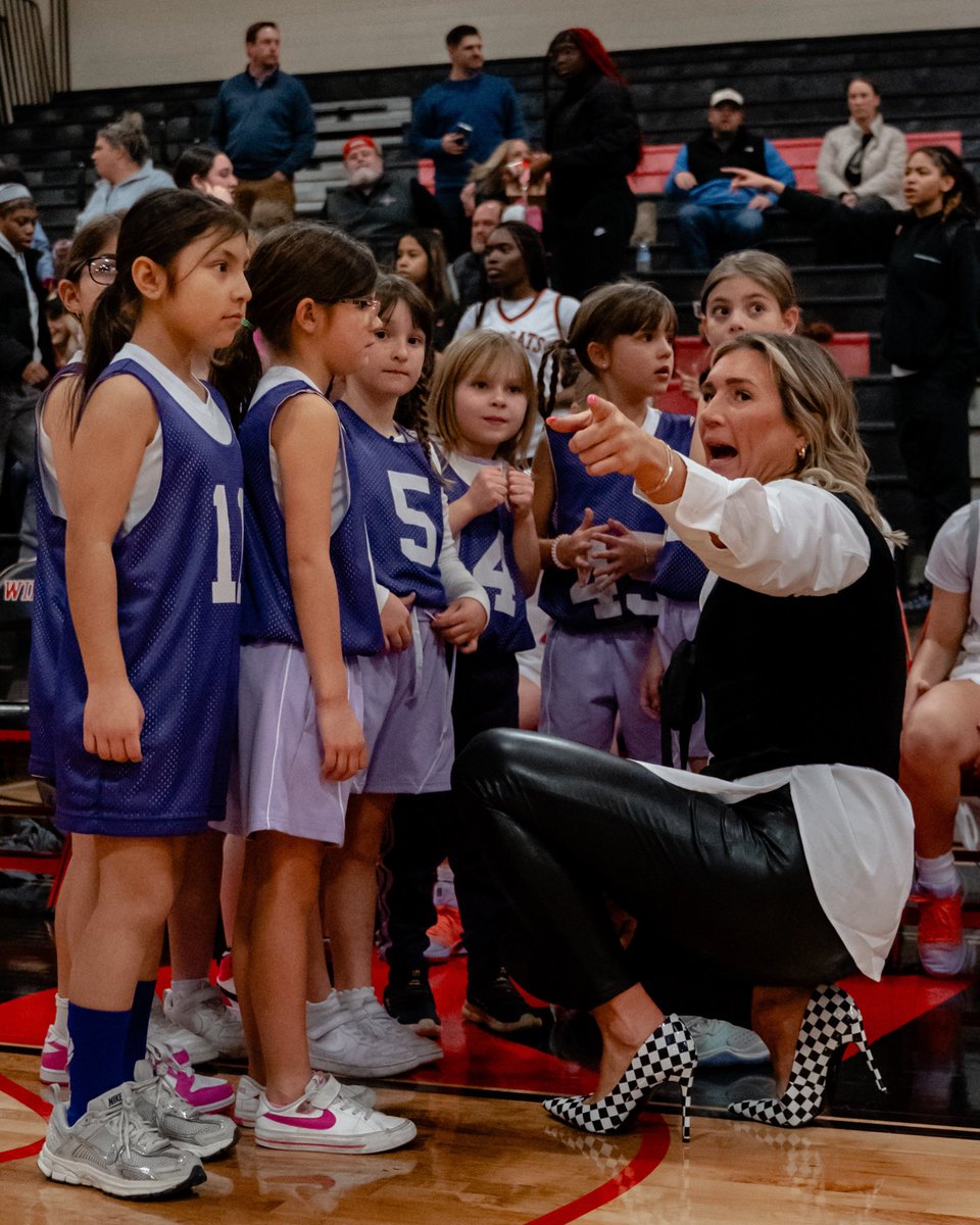 Coach MJ tweet media