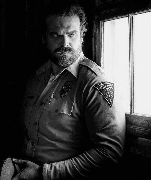 ๐๐ก๐๐ซ๐ข๐๐ tweet media