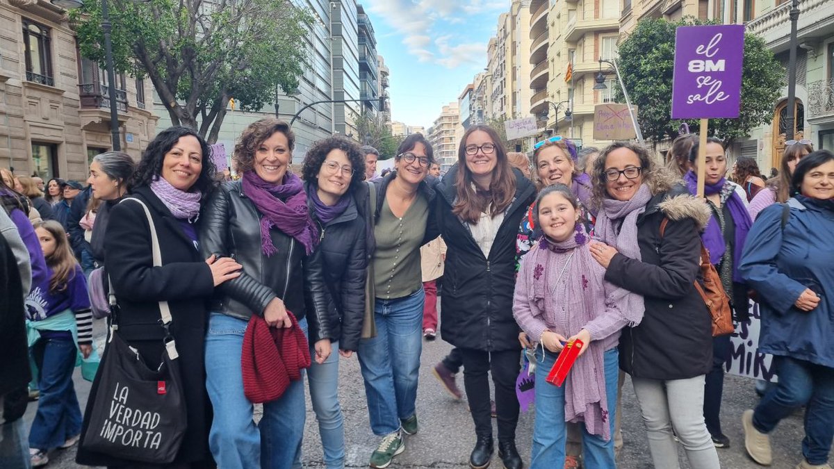 Ester Calderón tweet media