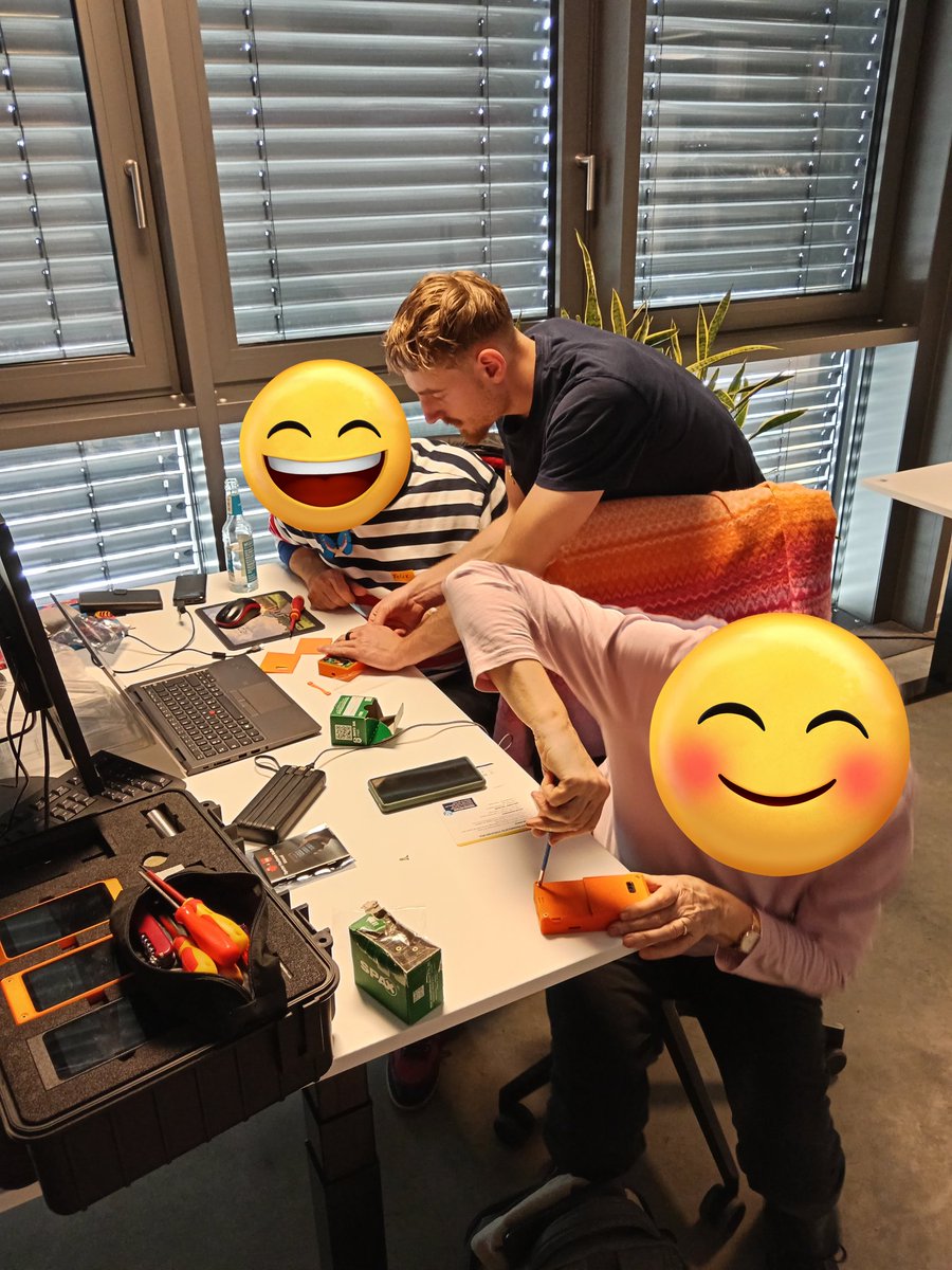 ClavaStack tweet media