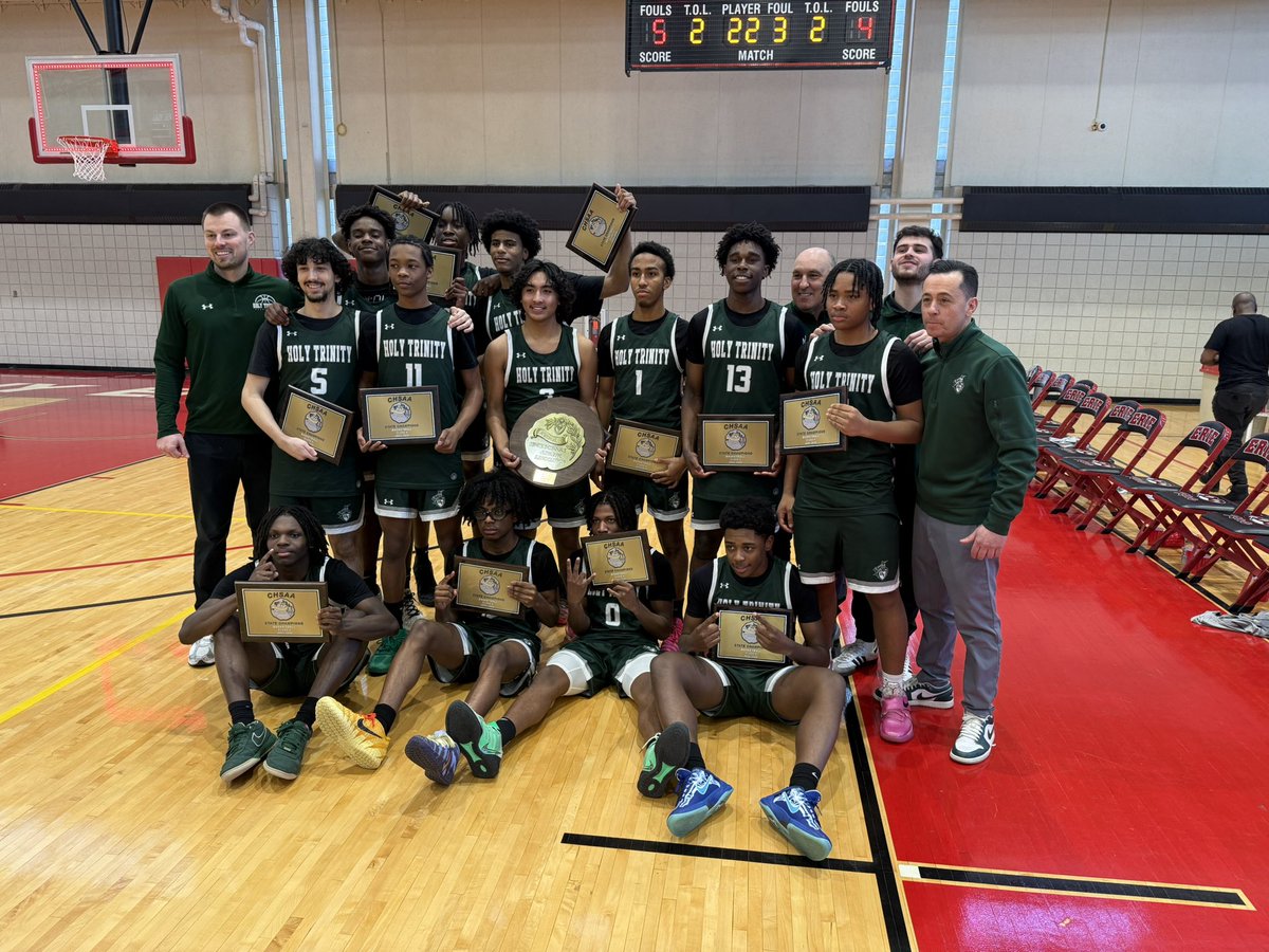 MonsignorMartin's tweet photo. Congratulations to Holy Trinity as they defeat Canisius 57-52 to win the NYS CHSAA Class A State Basketball Championship https://t.co/5Dowrv5m41