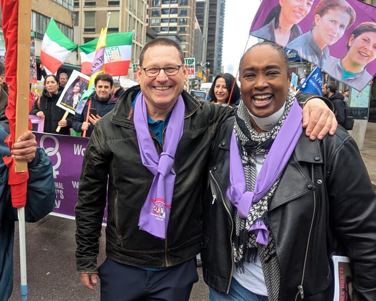 Avi Lewis tweet media