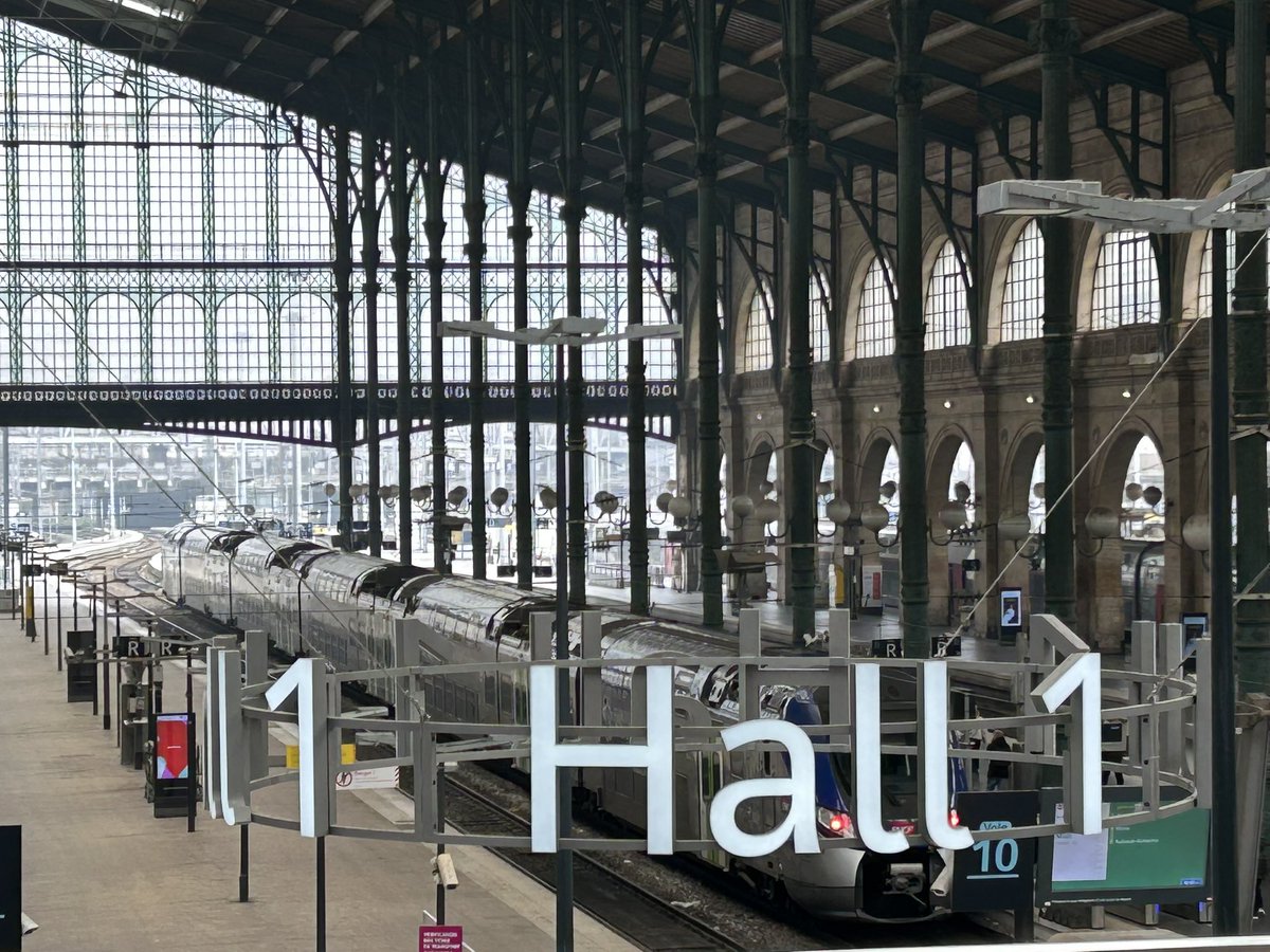 Twm Morys tweet media