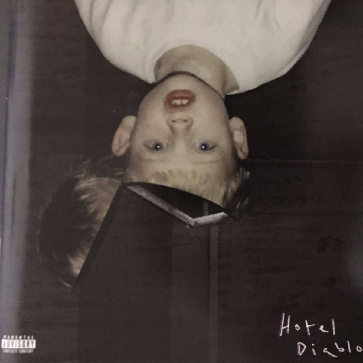 DJMASACHOOSETS's tweet image. this Week's Recommend2️⃣MACHINE 
GUN KELLY Hotel Diablo 2019 #hiphop 
#rock #alternativerock #timemachine 
#poppunk #pop #besthitusa