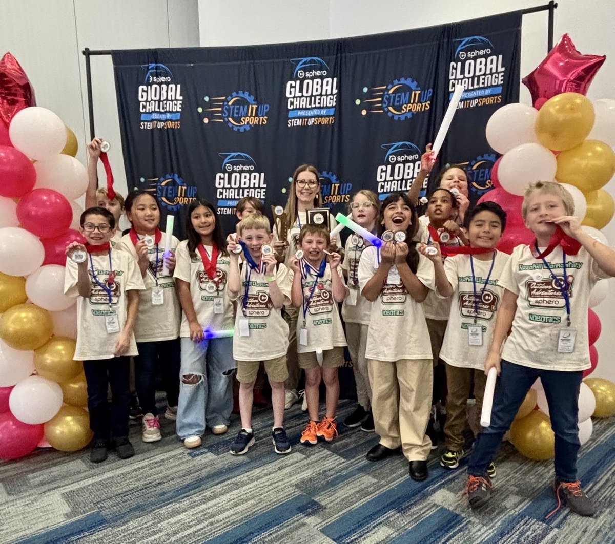 Ms.Lozano_GT_RES tweet media