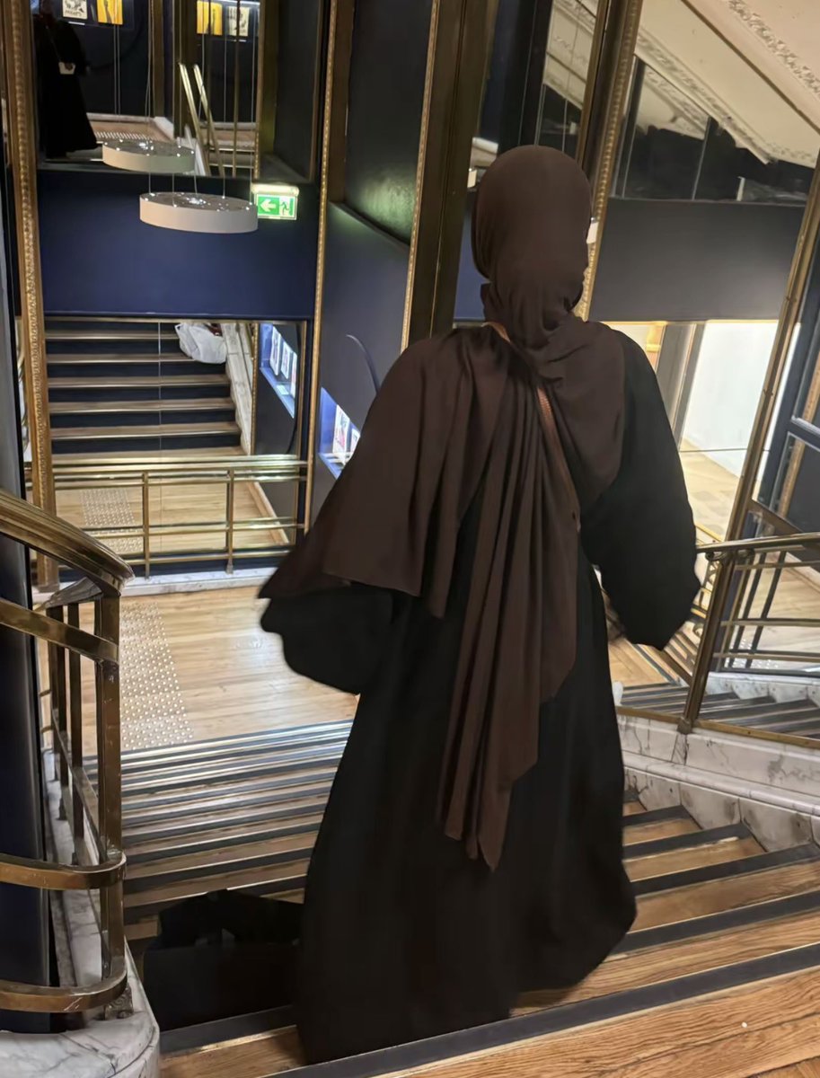 myaaes's tweet photo. Salam aleykoum il me reste quelques Abayas de ma dernière collection fais sur mesure en Égypte. 
Prenez-les au montant que vous souhaitez.
100% ira à la cagnotte pour aider une maman menacée d’expulsion
DM si intéressées.
N’hésitez pas à RT. https://t.co/PIXYfYaFG9