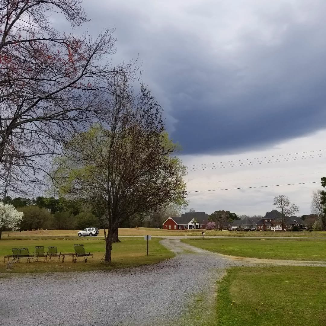 Earlier storm that rolled just north of my area in southeast Florence.
<a href="/jamiearnoldWMBF/">Jamie Arnold WMBF</a> <a href="/AndrewWMBF/">Andrew Dockery</a> <a href="/EdPiotrowski/">Ed Piotrowski</a> <a href="/jgreenhillwx/">Jenna Greenhill</a> <a href="/ScottyPowellWX/">Scotty Powell</a>