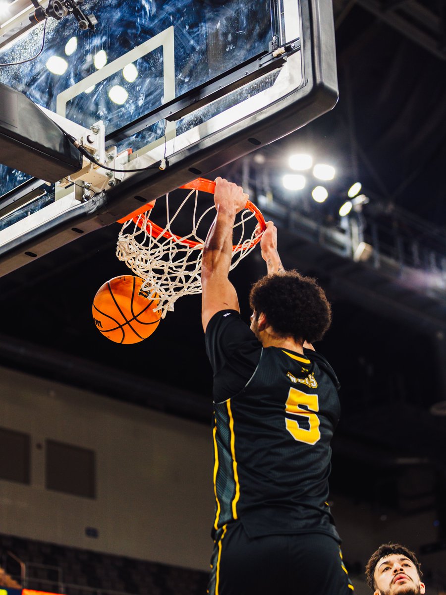 YESSIR <a href="/LJWells4/">LJ Wells</a>