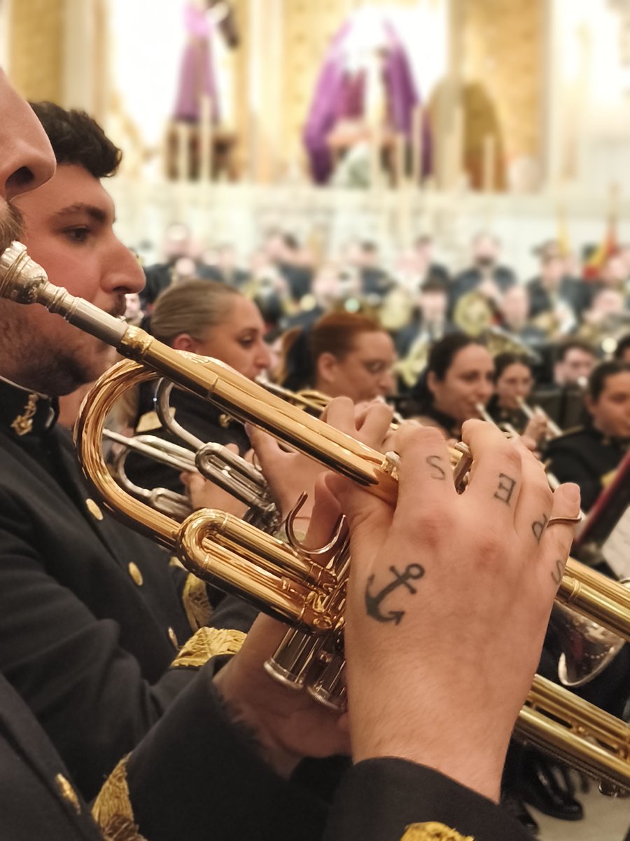 <a href="/dzumaquero/">Dani Zumaquero</a> al hilo de tus palabras al final del concierto, créeme que podéis estar absolutamente tranquilos y orgullosos. La <a href="/bctpasoespe/">La Esperanza</a> hace muchos años ya que viene siendo uno de nuestros mejores estandartes. ¡Enhorabuena por el conciertazo!