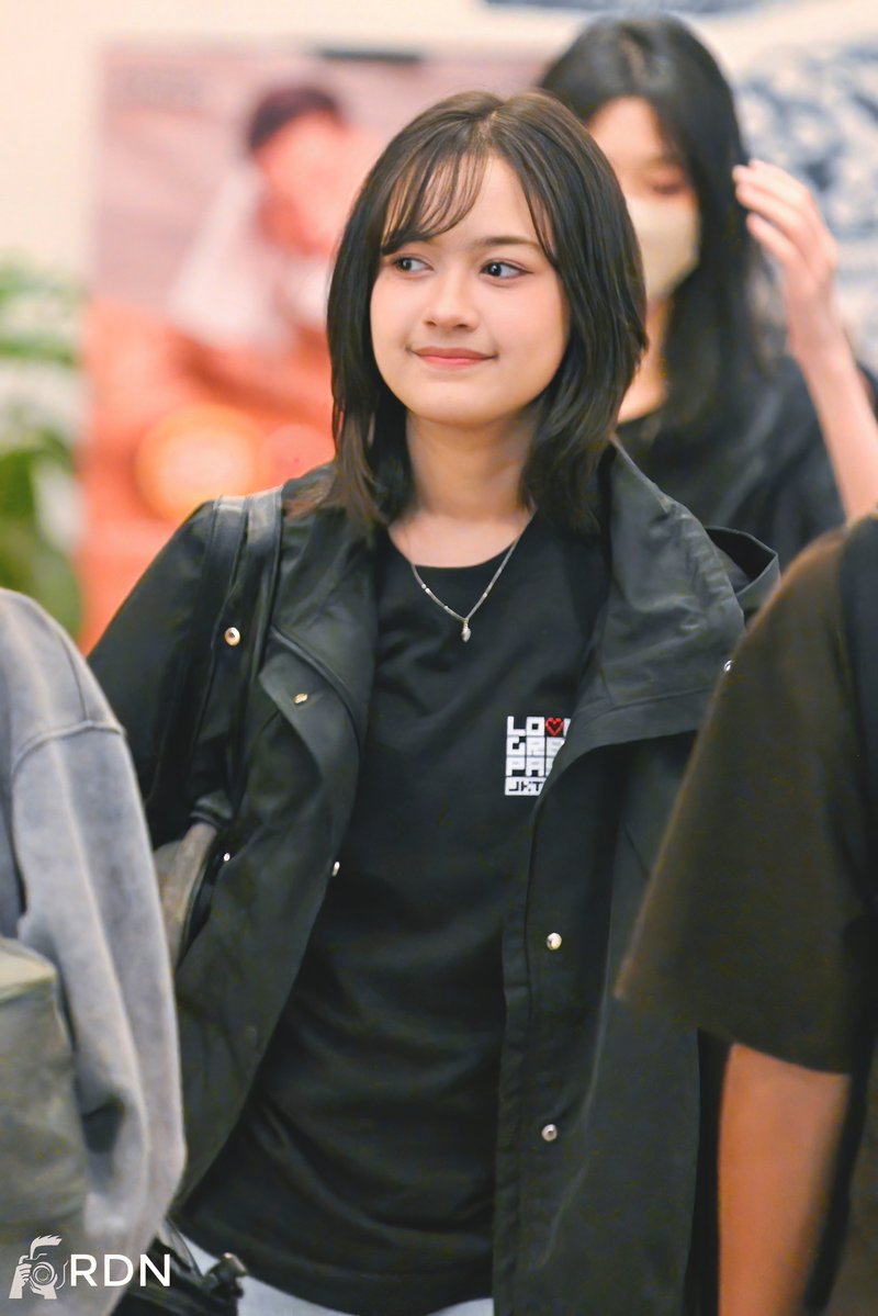 .<a href="/Nachia_JKT48/">Nina Tutachia</a>