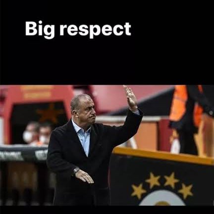 Biz maç izlerken kızlar alanda bölücü kahpeleri dövüyomuş