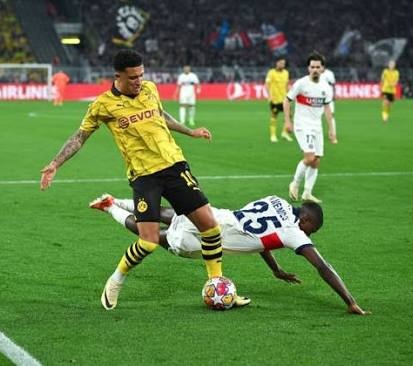 W7 🏝 (fan) tweet media