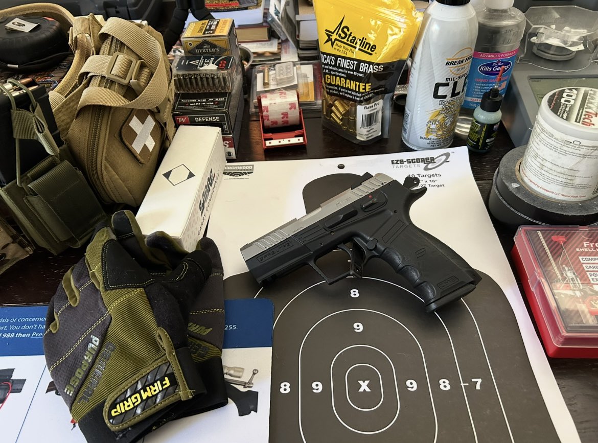 Stay aware. Stay prepared. Stay safe. The world can change in seconds. If you legally carry, stay trained, stay responsible, and stay vigilant. Your safety and your family’s safety may depend on it. 🇺🇸