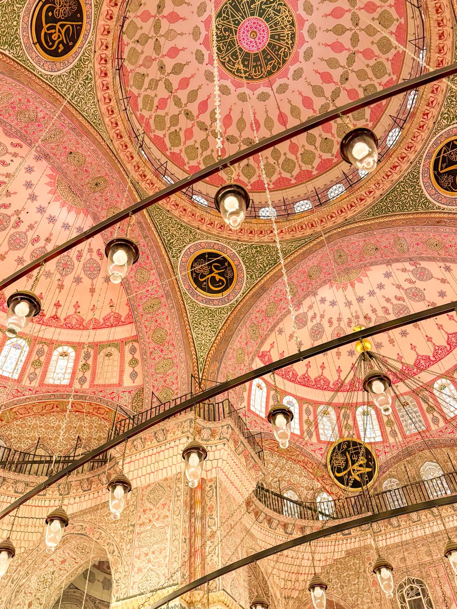 dlry5's tweet photo. yeni cami, eminonu https://t.co/iAJ75hmxZO