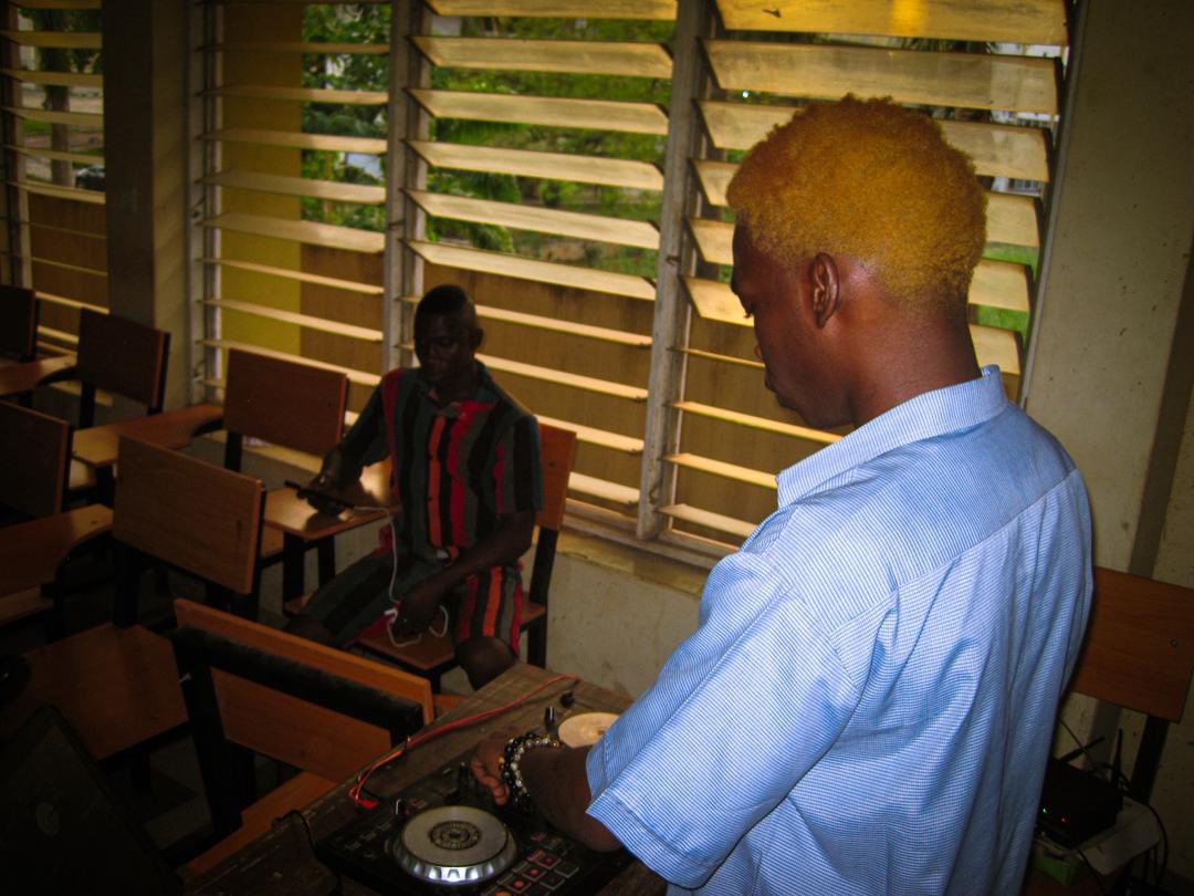 Manlikeise 👺 tweet media