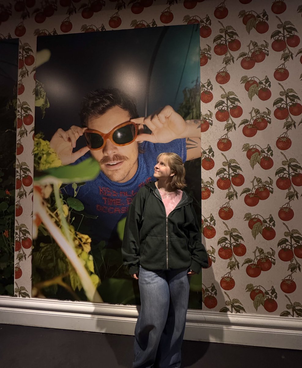 paige ★ kissco track 4 tweet media