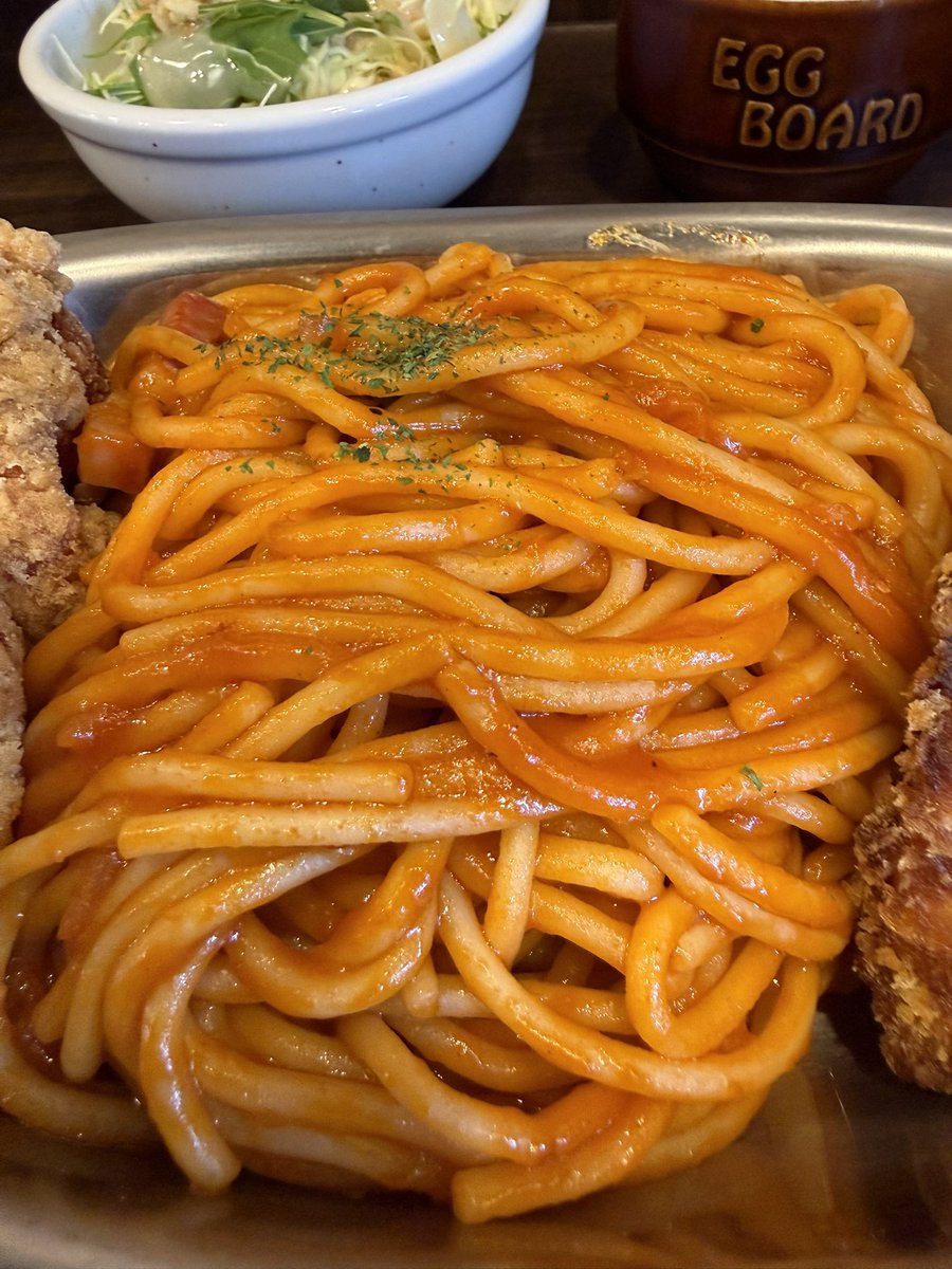 susan_0shin's tweet photo. 今日のお昼ごはん!
病み上がりの1発!ナポリタン🍝!
何とお店と社長さんのインスタをフォローすると無料で唐揚げ🍗とチキンカツが無料!
病み上がりで超腹一杯!美味しい😋!
#EGGBOARD https://t.co/MSYTxqplgm